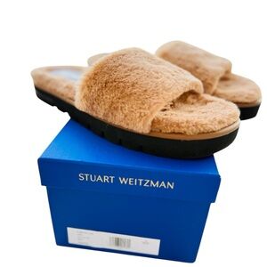 Stuart Weitzman Beige Fuzzy Eloide Chill Slides/Slippers. Size 39 NWT in box
